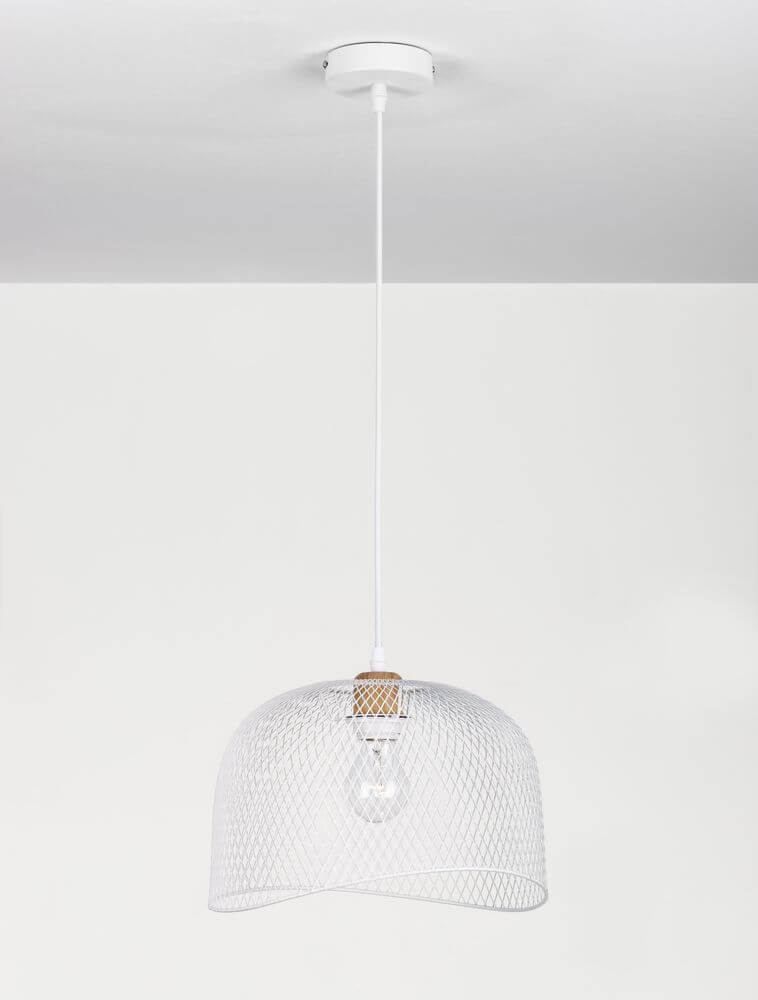 Lyron Pendelleuchte Ø 30cm mattweißes Metallnetz mit Naturholz-Akzent, minimalistisches Design über Esstisch