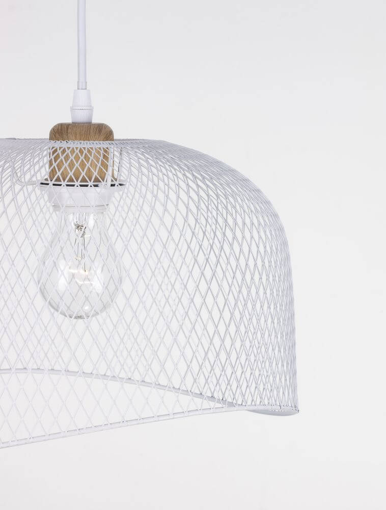 Alt Tag: Lyron Pendelleuchte Ø 30cm weißer Gitter-Schirm mit Naturholz-Detail, minimalistisches Design für modernes Wohnen