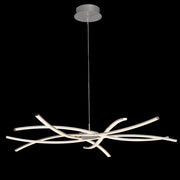 Grande suspension Aire LED au design moderne et courbé avec un effet lumineux élégant.