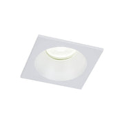 Luminaire encastré carré Comfort IP55 : source lumineuse moderne et sobre avec une construction robuste.