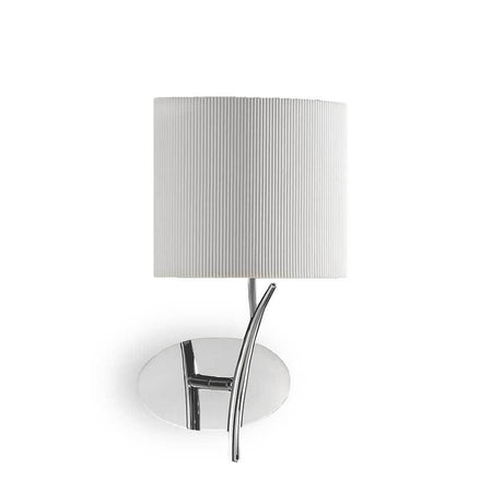 Eve Wandlampe mit elegantem Design und runder Form aus Metall und Textil, ideal für Wohnzimmer.