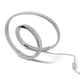 Infinity LED-Tischleuchte mit modernem Design in runder Form und Metallmaterialien.