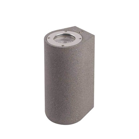 Levi Außen-Wandleuchte Rund aus Beton mit eleganter Lichtwirkung und robuster Konstruktion.