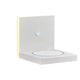 Zanzibar quadratische LED-Wandleuchte mit Ladestation in modernem Design und hochwertiger Verarbeitung.