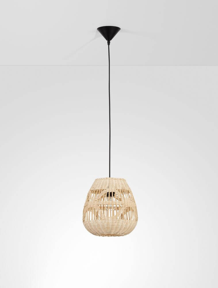 Marlo Pendelleuchte Birne Beige Rattan, helle Rattanleuchte im Ethno-Stil, modern und einladend.
