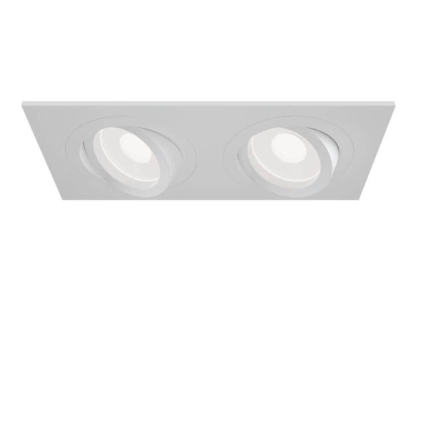 Atom double recessed light, square, in a modern design with two adjustable spotlights.