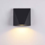 Beekman LED Außenwandleuchte in Schwarz, wetterfest IP54, mit Metallkorpus und integriertem LED Modul.