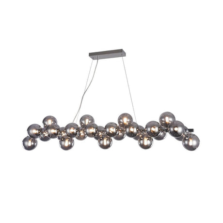 Suspension Dallas à 25 lumières, allongée, au design moderne avec diffuseurs métalliques.