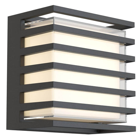 DowningStreet LED-Außenwandleuchte IP65 in modernem Design mit mattem Glas und integrierten SMD-LEDs.