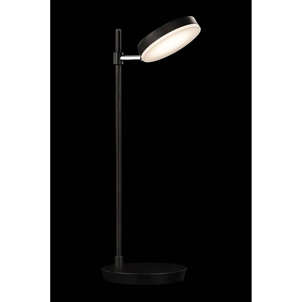 Fad LED Tischleuchte mit zylindrischem Leuchtenschirm, drehbar und Softdimmer-Funktion.