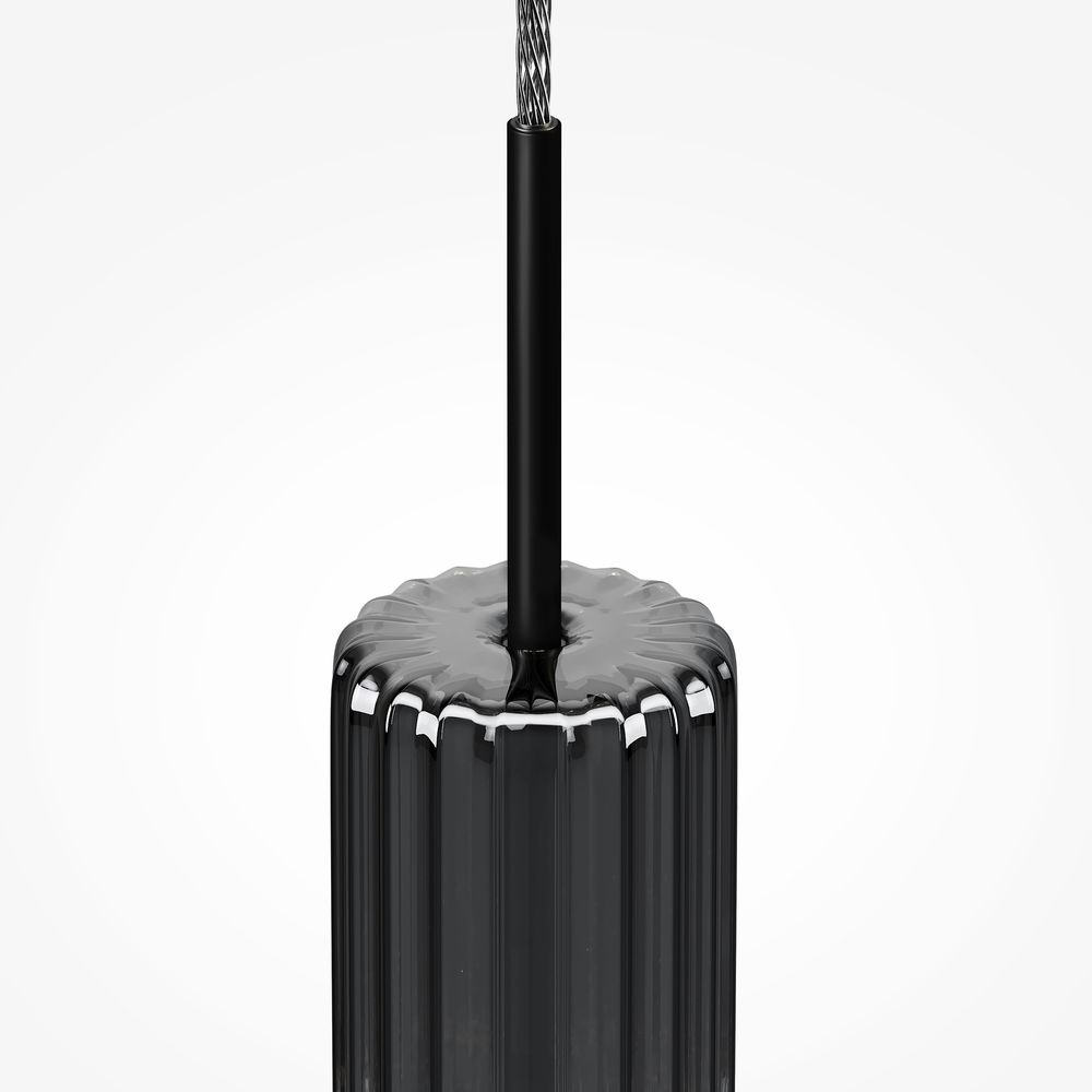 LED Hängeleuchte Ordo XL, elegantes Design in Schwarz, Ø 8cm, ideal für moderne Innenräume.