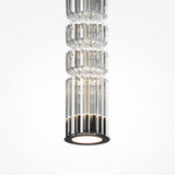 LED Hängeleuchte Ordo XL in stilvollem Design mit klaren Linien und elegantem Glanz.