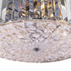 Detailansicht der Recinto 8-flammigen Hängelampe mit luxuriösen Kristallplatten.