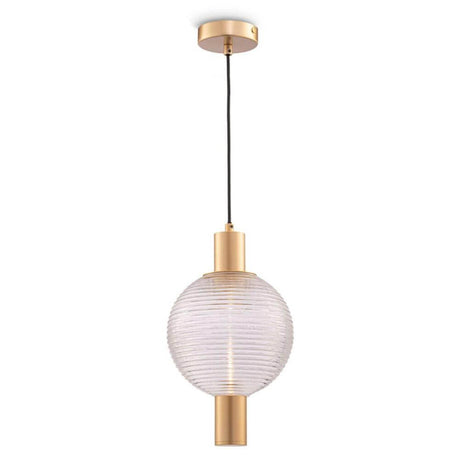 Rueca Pendelleuchte in Messing mit einer klaren Glaskugel, ideal für modernes Lichtdesign.