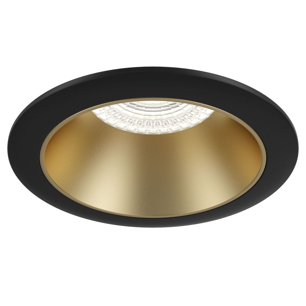 Share Einbauleuchte mit schwarzem Rand und goldener Innenseite für modernes Lichtdesign.