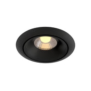 Yin LED-innfelt lampe i matt svart utførelse med varmt lys.