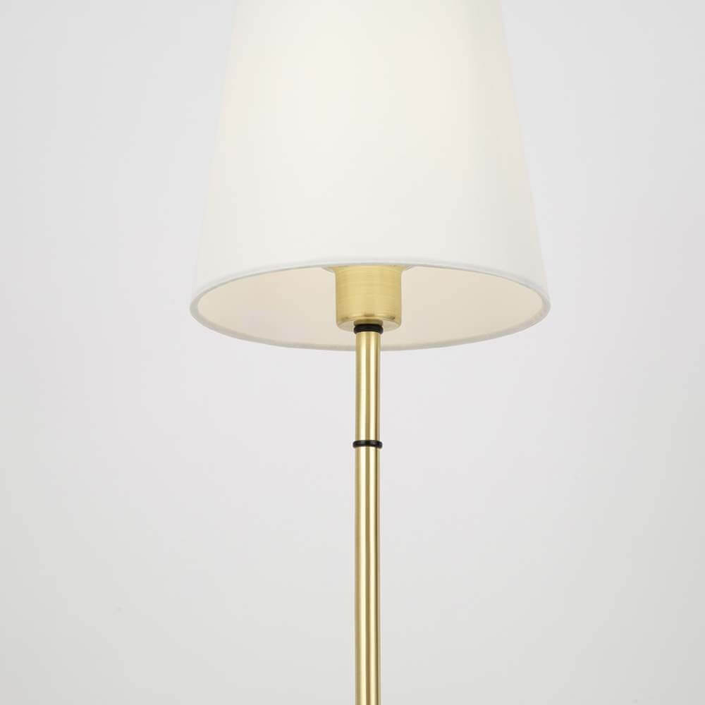 Zaragoza Tischlampe 60cm im modernen Design mit weißem Stoffschirm und poliertem Messingrahmen.