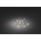 2,4m Micro LED Lichterkette Timer 40 Warmweiße Dioden batteriebetrieben auf dunkelgrauem Hintergrund.