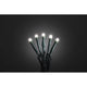 16m Micro LED Lichterkette gefrostet 50 Warmweiße Dioden auf schwarzem Hintergrund.