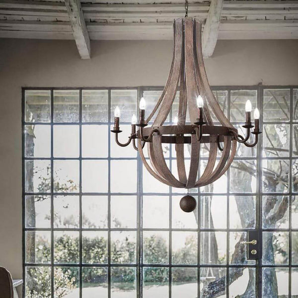 Millenium lysekrone 8-løgs træ i vintage stil med træ- og metalelementer i rustikt design.