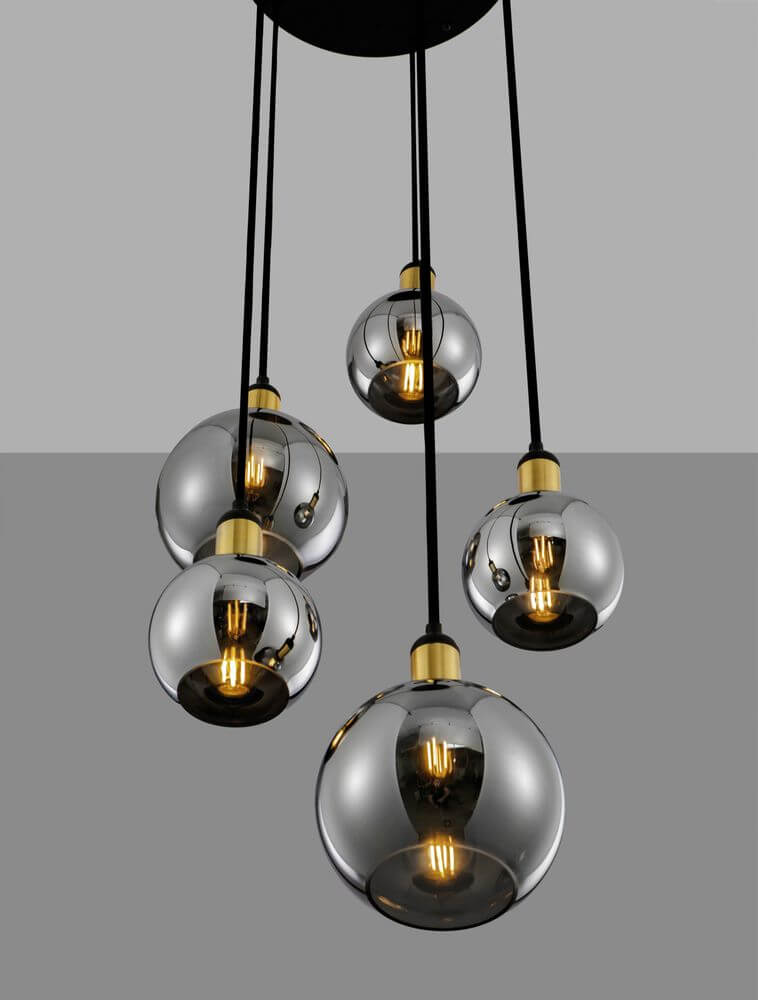 Mirro Pendelleuchte 5-flammig Ø 50cm Gold, Schwarz, Rauch mit glänzenden Glaskugeln und goldenen Fassung.