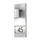 Modena Außen-Wandleuchte mit Hausnummer 45, verzinkt, modernes Design für Eingangsbereiche.