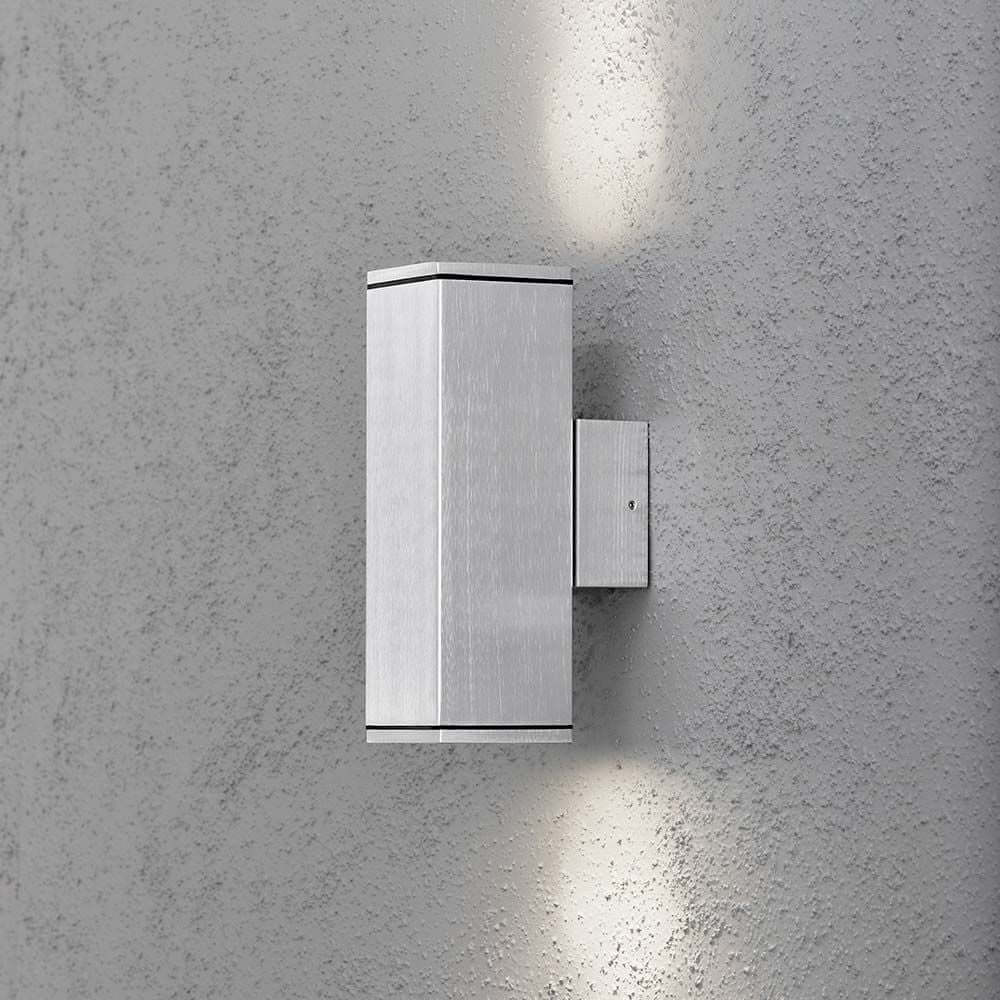 Zewnętrzna lampa ścienna Monza z podwójnym lekkim szklanką stożka