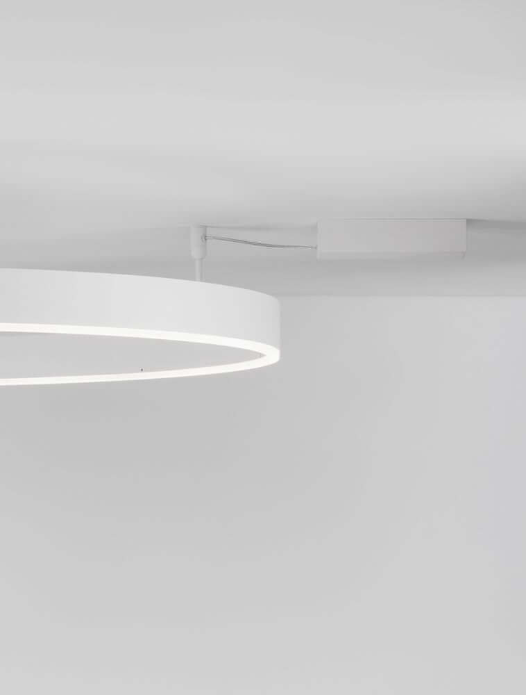 Motif LED Deckenleuchte Ø 100cm 3000K, elegante runde Pendelleuchte in modernem Design, ideal für stilvolle Innenräume.