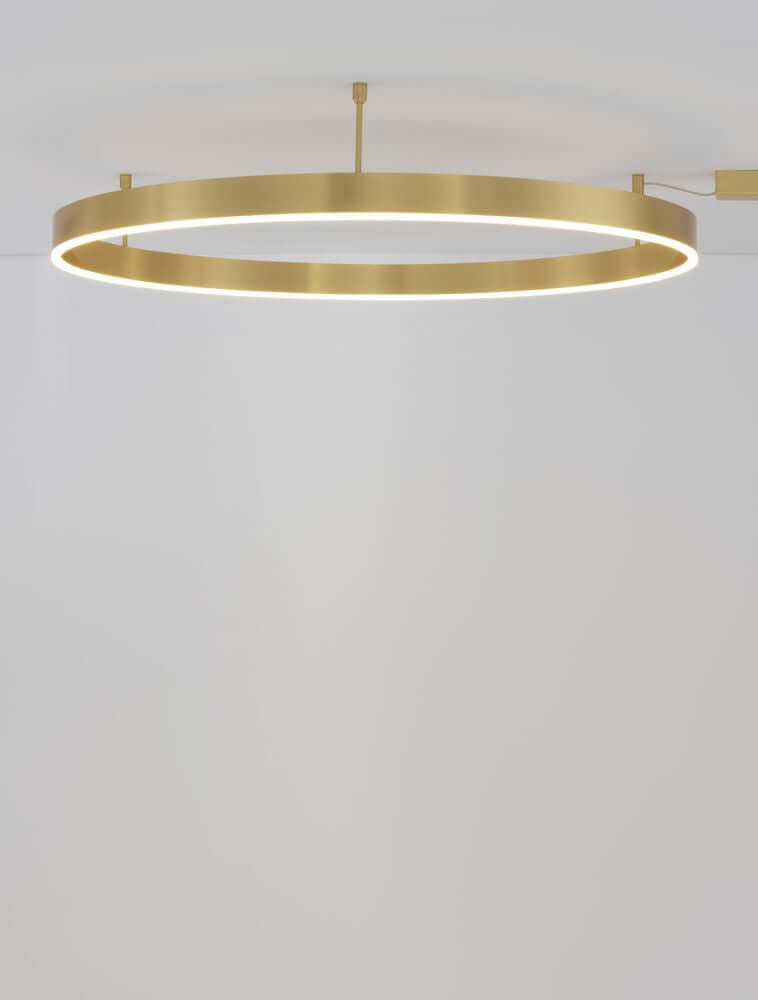 Motif LED Deckenleuchte Ø 100cm 3000K in elegantem Design, runde goldene Pendelleuchte von Nova Luce.