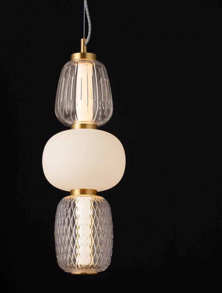 Movil Pendelleuchte 3-flammig Ø 17cm 3000K Gold mit einzigartigem design und eleganten Materialien.