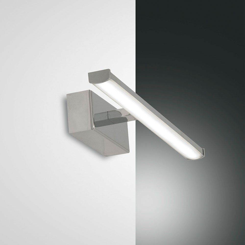 Nala LED Wandleuchte IP44 verchromt mit 540lm, elegante Spiegel- und Bilderlampe mit Schutzklasse IP44.