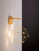 Nebula LED Wandleuchte Ø 23,4cm 3000K an einer Wand montiert, modernes und elegantes Design.