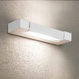 Nemo Ara 29 LED Wandlampe in modernem Design, schwenkbarer Diffusor für indirekte Beleuchtung.