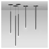 Moderne Nemo Canna Nuda Metall LED Hängelampe mit fünf schlichten Pendeln und Zylindern in elegantem Design.