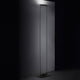 Nemo Logo LED Stehlampe 193cm im eleganten Design, ideal für indirekte Allgemeinbeleuchtung.