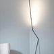 Nemo Neo LED Stehlampe zum anlehnen mit indirekter Beleuchtung an der Wand