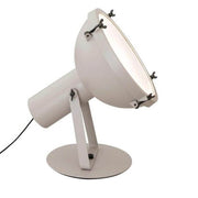Nemo Projecteur 365 Stehlampe in modernem Design, aus Aluminium, mit gewölbtem Diffusorglas und stabiler Basis.