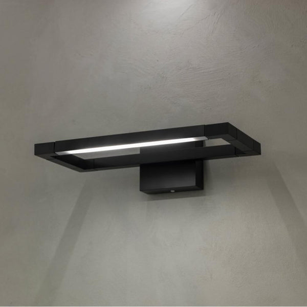 Nemo Spigolo LED Wandleuchte 360° drehbar in Schwarz, moderne lineare Wandlampe mit indirektem Licht