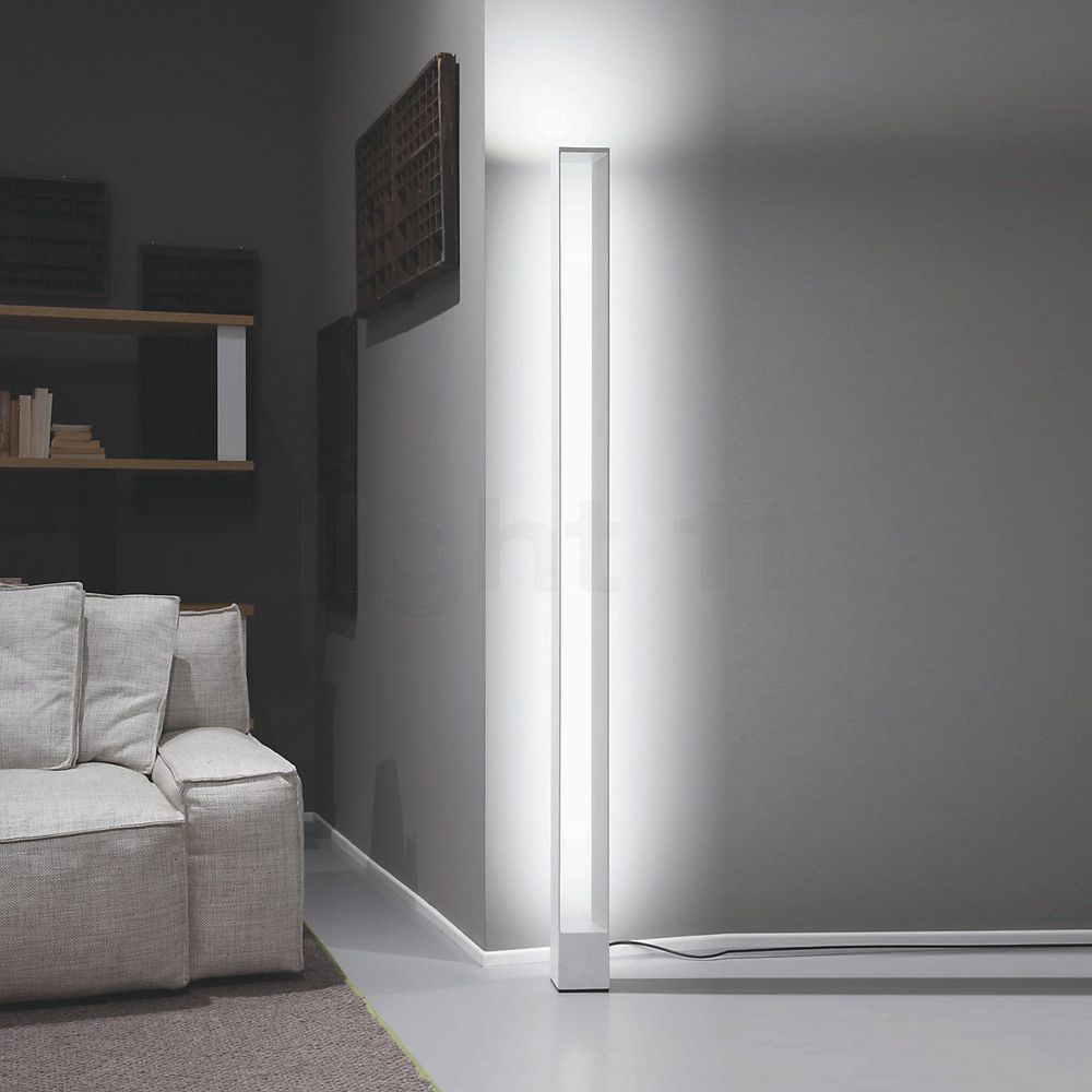 Nemo Tru LED Stehlampe mit Doppeldimmer