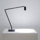 Nemo Untitled LED Tischlampe mit flexibler Armstruktur und zylindrischem Spot, matt schwarz lackiert.