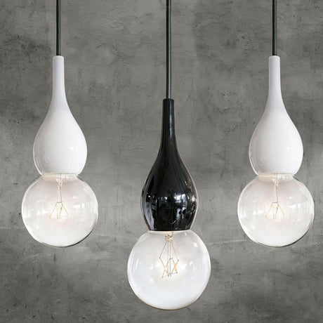 Blubb Mini Glas-Pendelleuchte in verschiedenen Farben, aus mundgeblasenem Glas, modisches Design für moderne Einrichtungen.