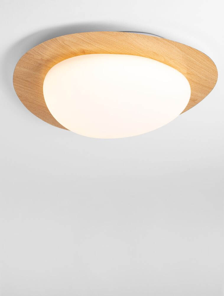 Nimbus LED Deckenleuchte 3000K Holz, Weiß auf weißem Hintergrund