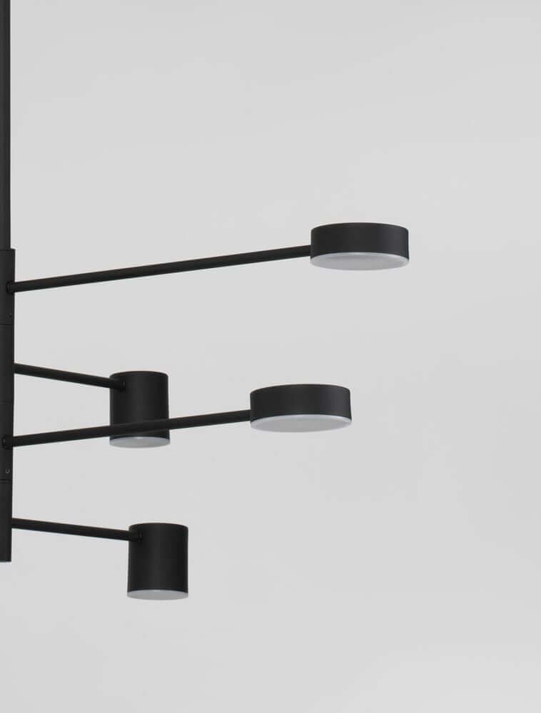 Nordik LED Pendelleuchte 8-flammig Ø 100cm 3000K Schwarz – modernes Design mit skulpturalen Leuchtenköpfen.