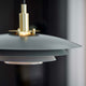 Bretagne Pendelleuchte mit skandinavischem Design und mehreren geschichteten Lampenschirmen für gemütliches Licht.