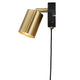 Wandspot in Messing mit verstellbarem Lampenkopf für gezielte Beleuchtung in modernem Design.