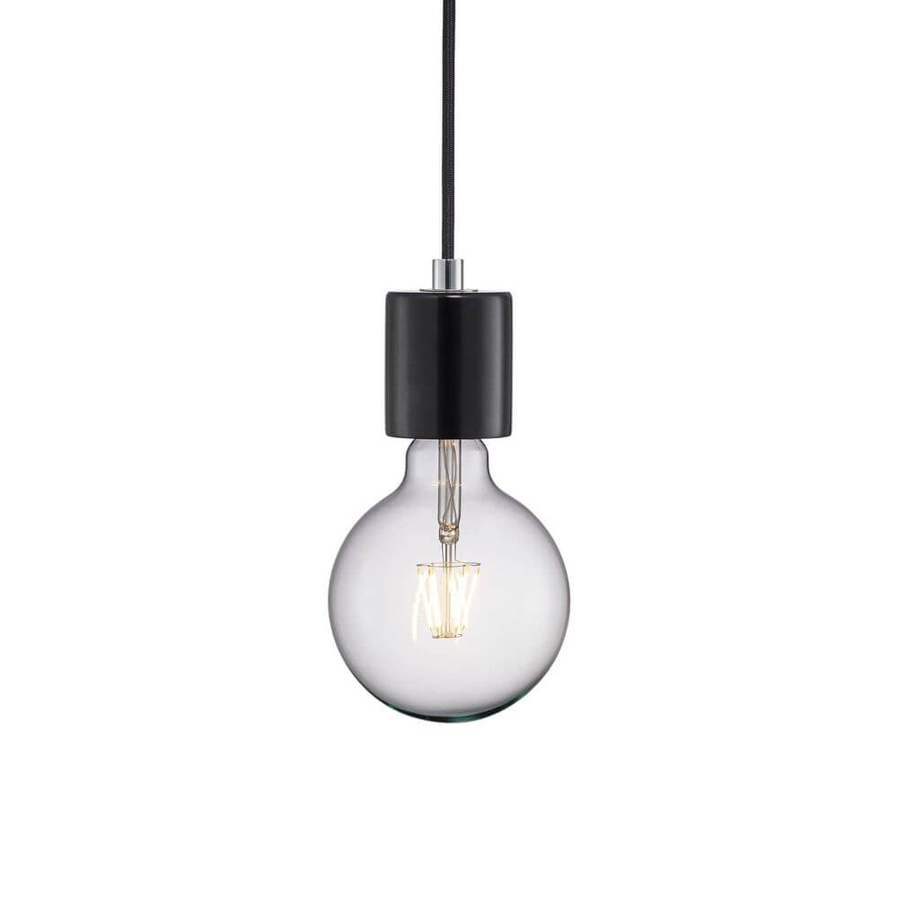 Marmorpendellampe Siv i svart - elegant designlampe med moderne svart-transparent design.