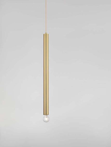 Norway Pendelleuchte E27 Ø 4,5cm Gold mit goldenem Zylinder und glühender Kugelbirne.