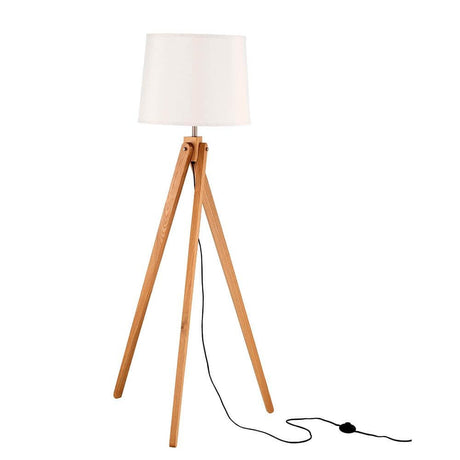 Alma tre-benet gulvlampe i naturtre, hvit med trefot og hvit skjerm for stilfulle oppholdsrom.