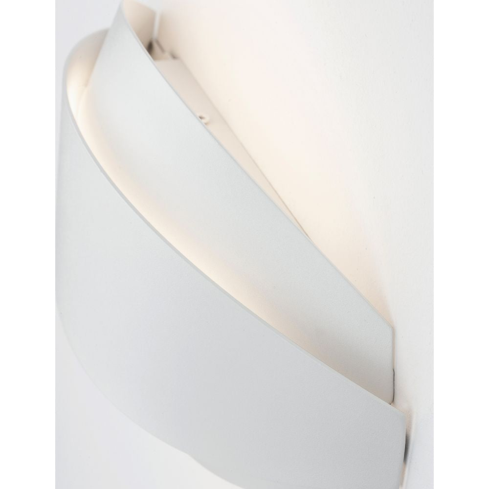 Astrid LED wall light