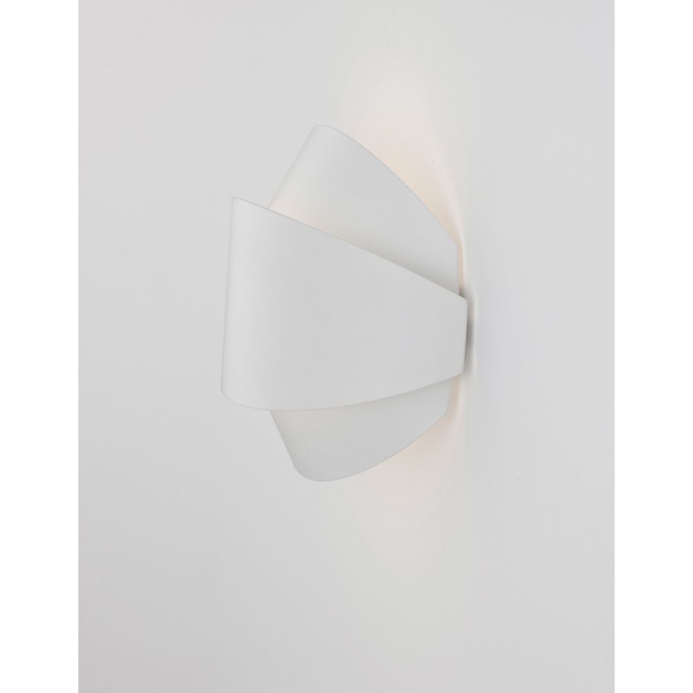 Astrid LED wall light